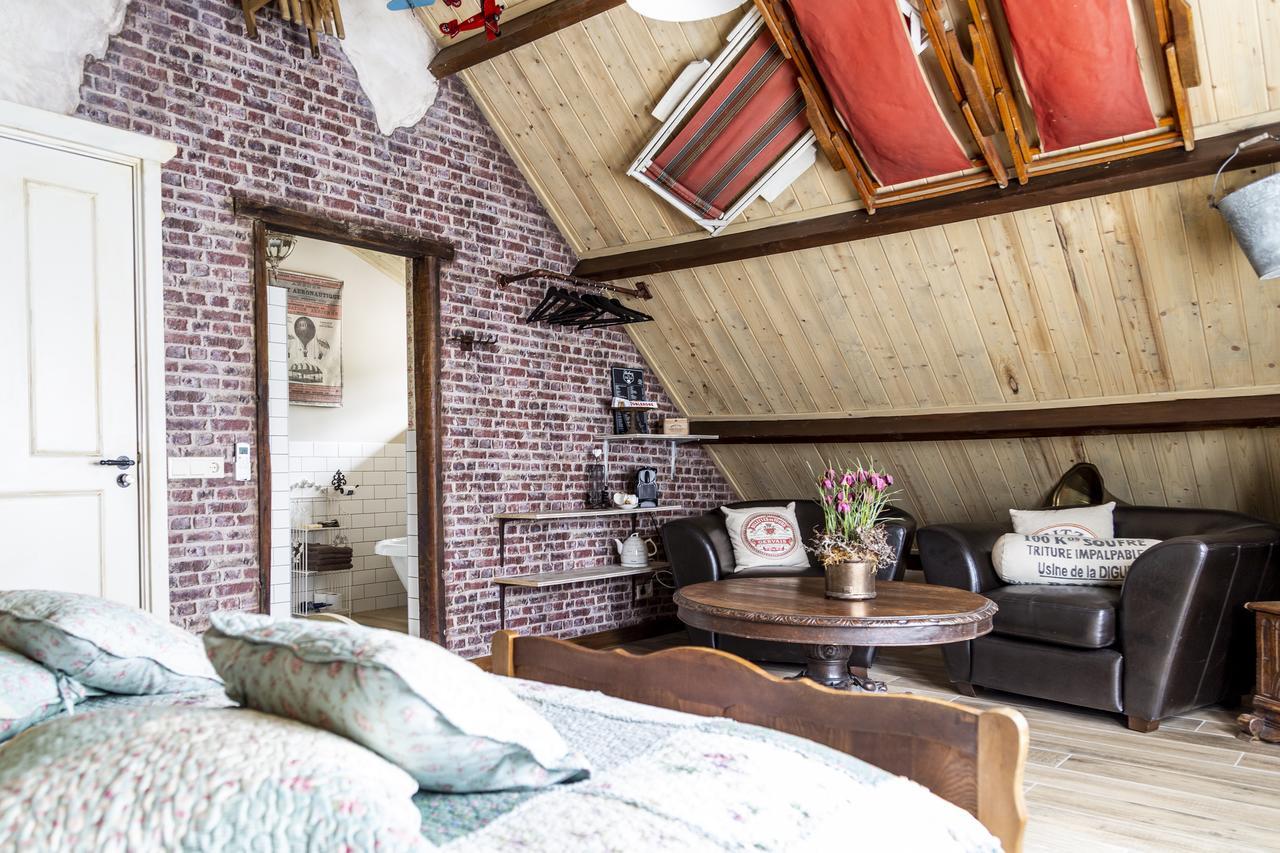 De Vrolijcke Bosmuis Bed and breakfast